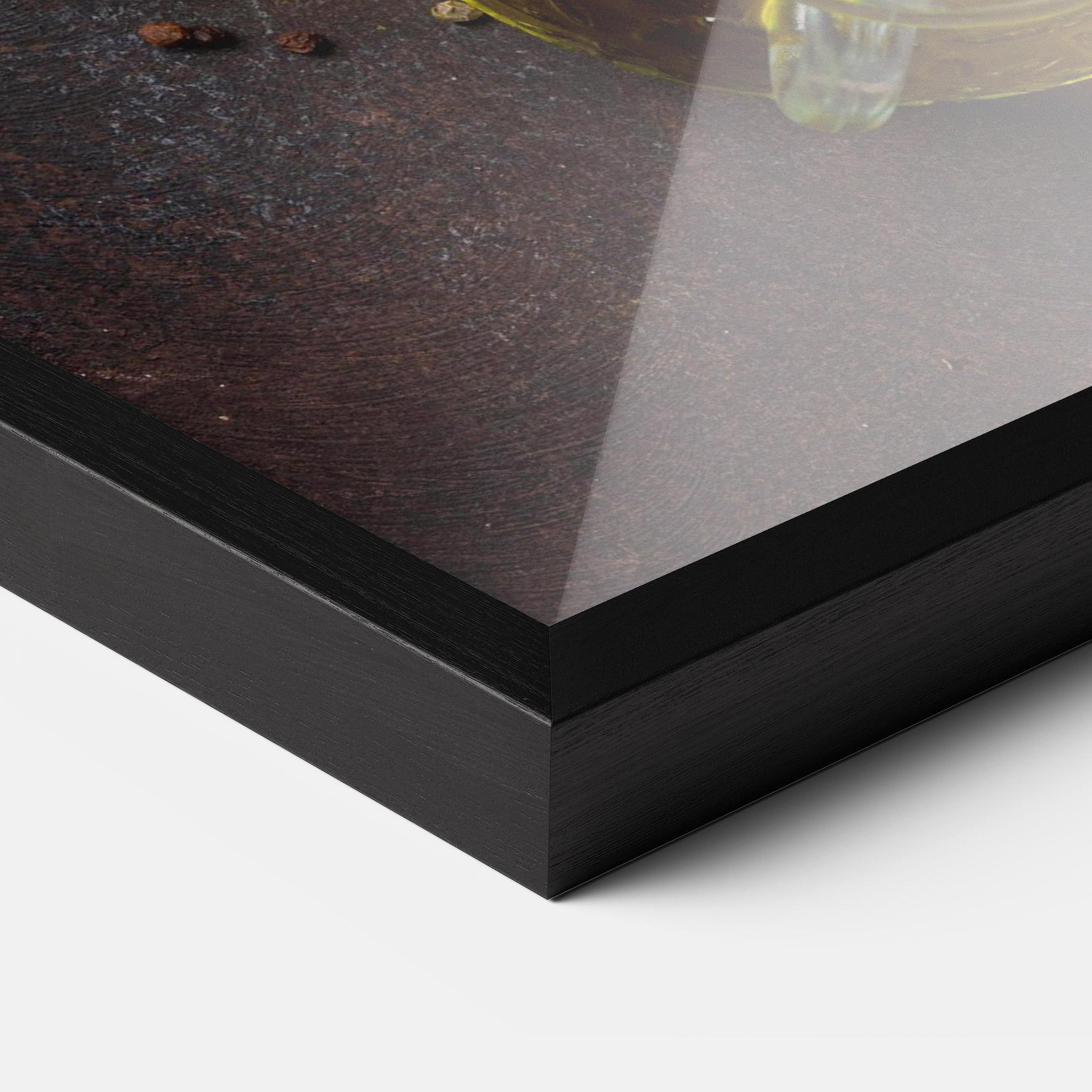 Gerahmte Poster Spices On Stone Table mockup 3