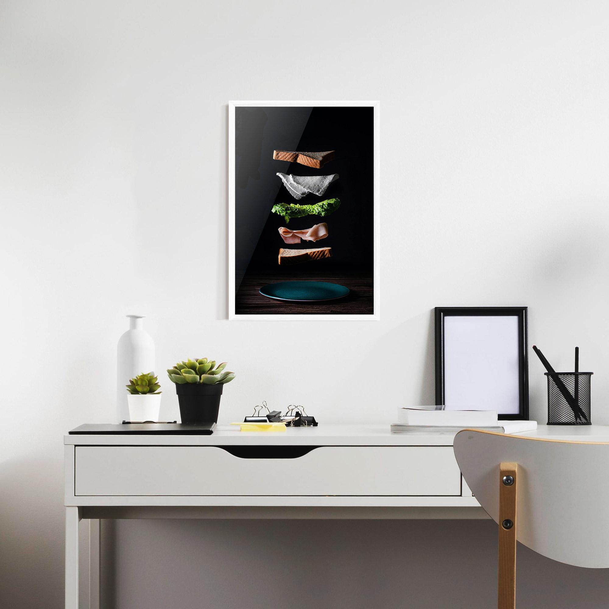 Gerahmte Poster Floating Sandwich mockup 7