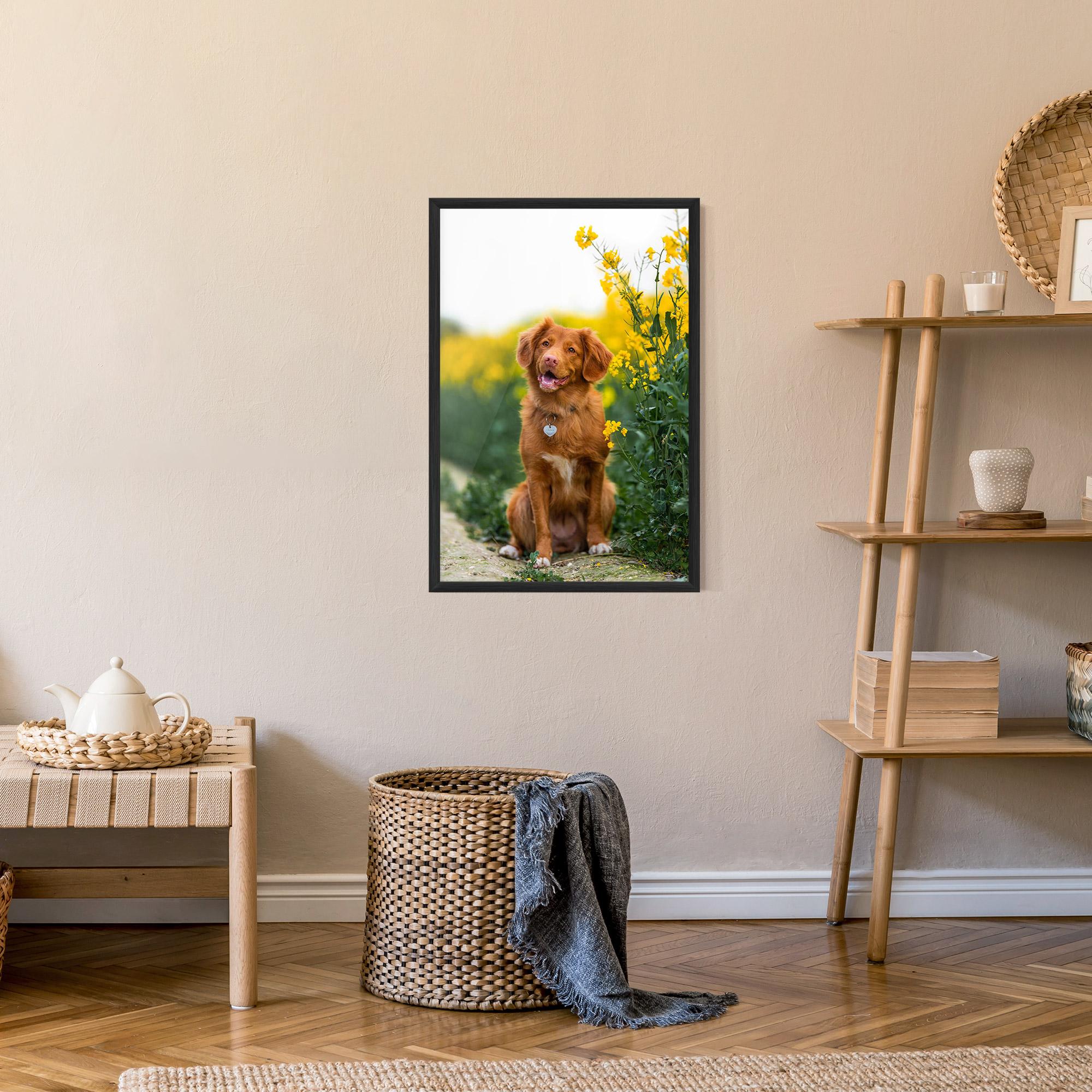 Gerahmte Poster Dog Yellow Flowers mockup 9