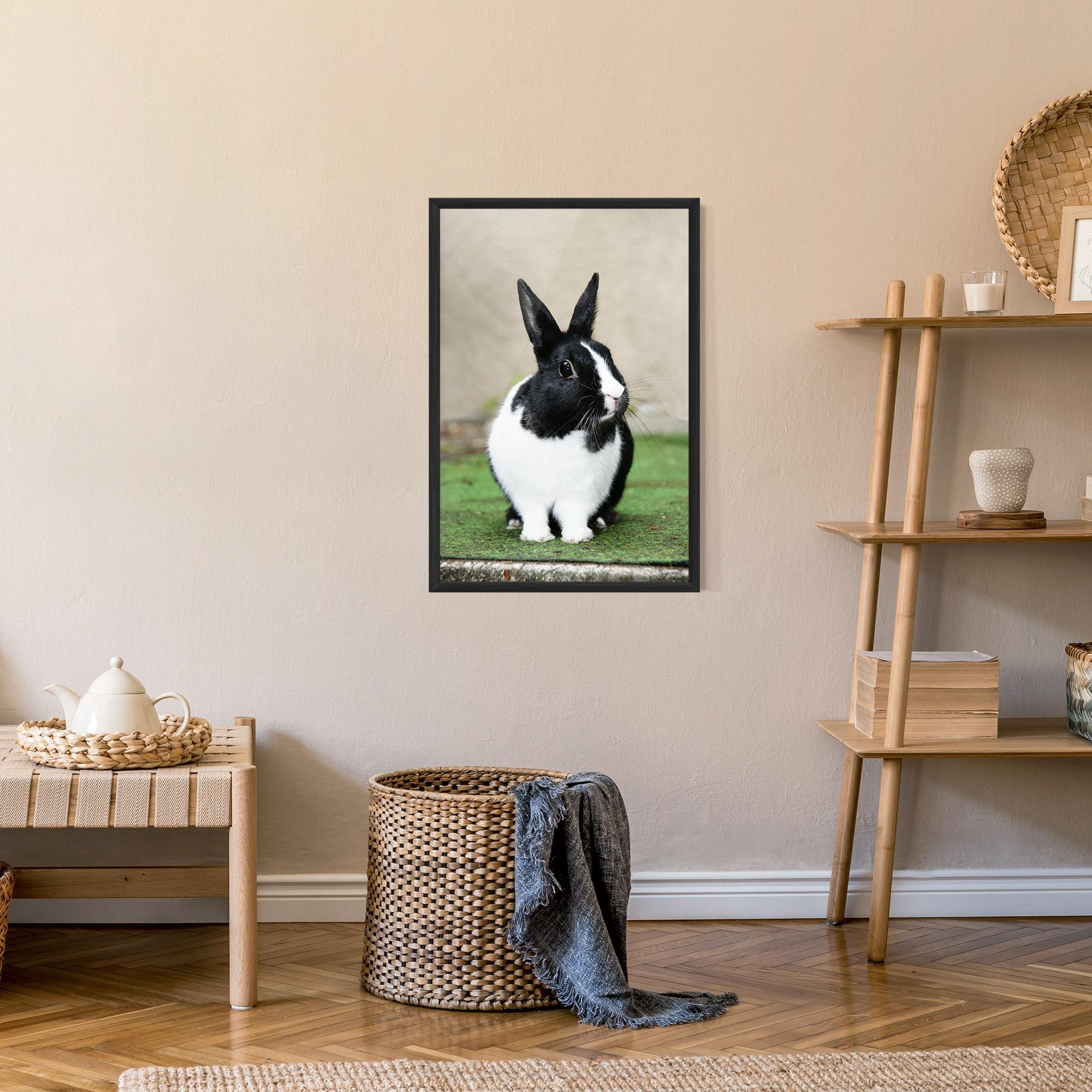 Gerahmte Poster Black Ear Rabbit mockup 9