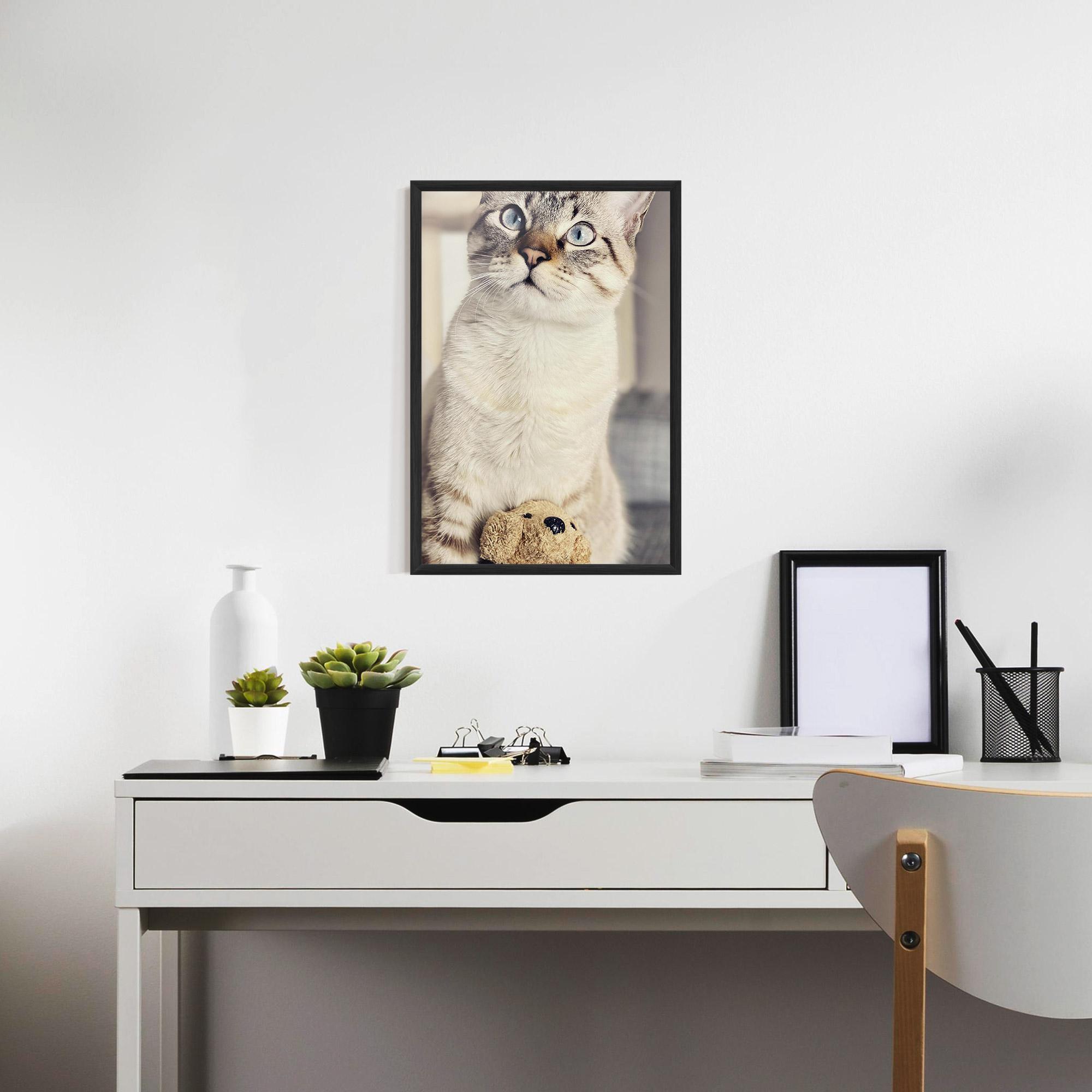 Gerahmte Poster Pretty Blue Eyes Cat mockup 7