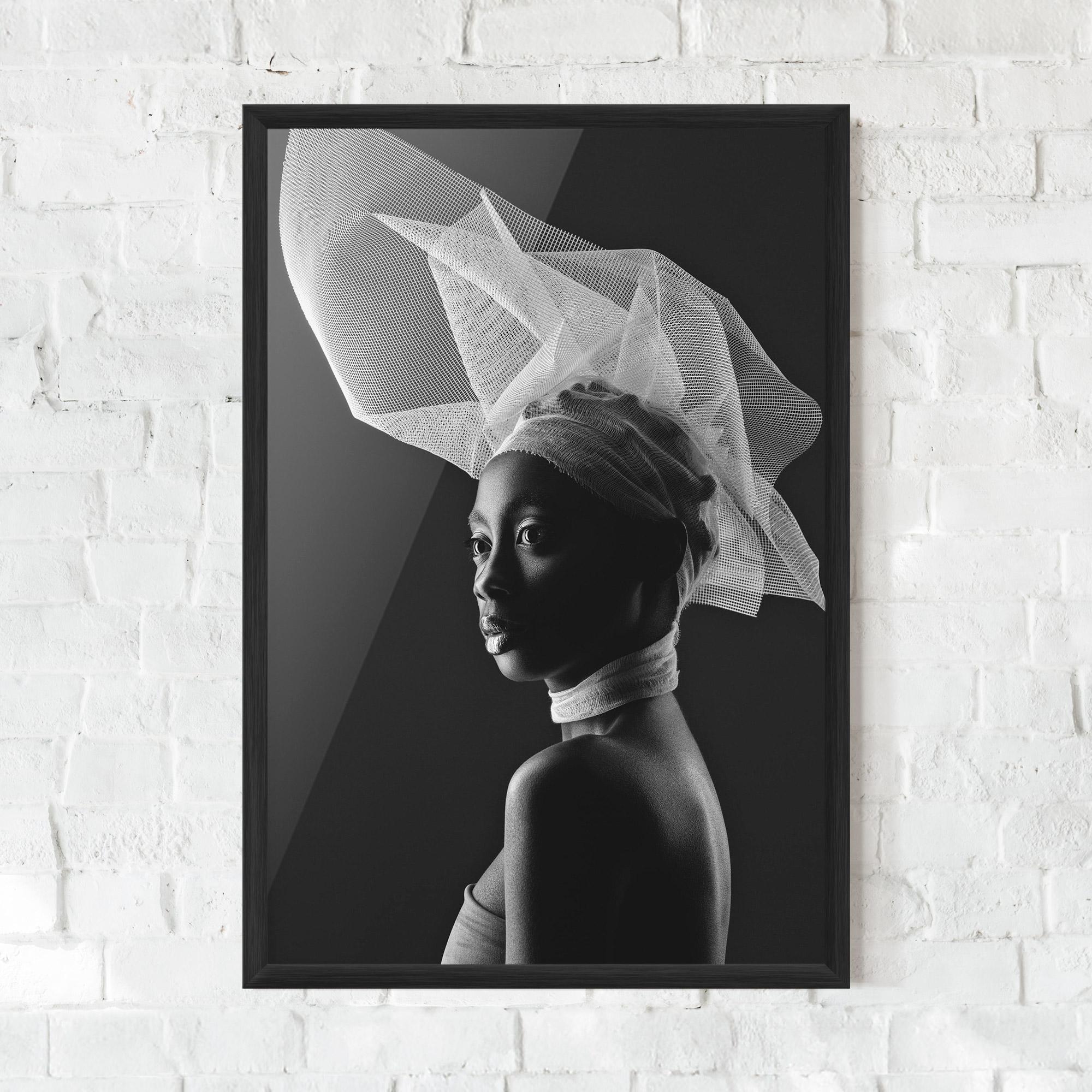 Gerahmte Poster Veil Hat Woman mockup 0