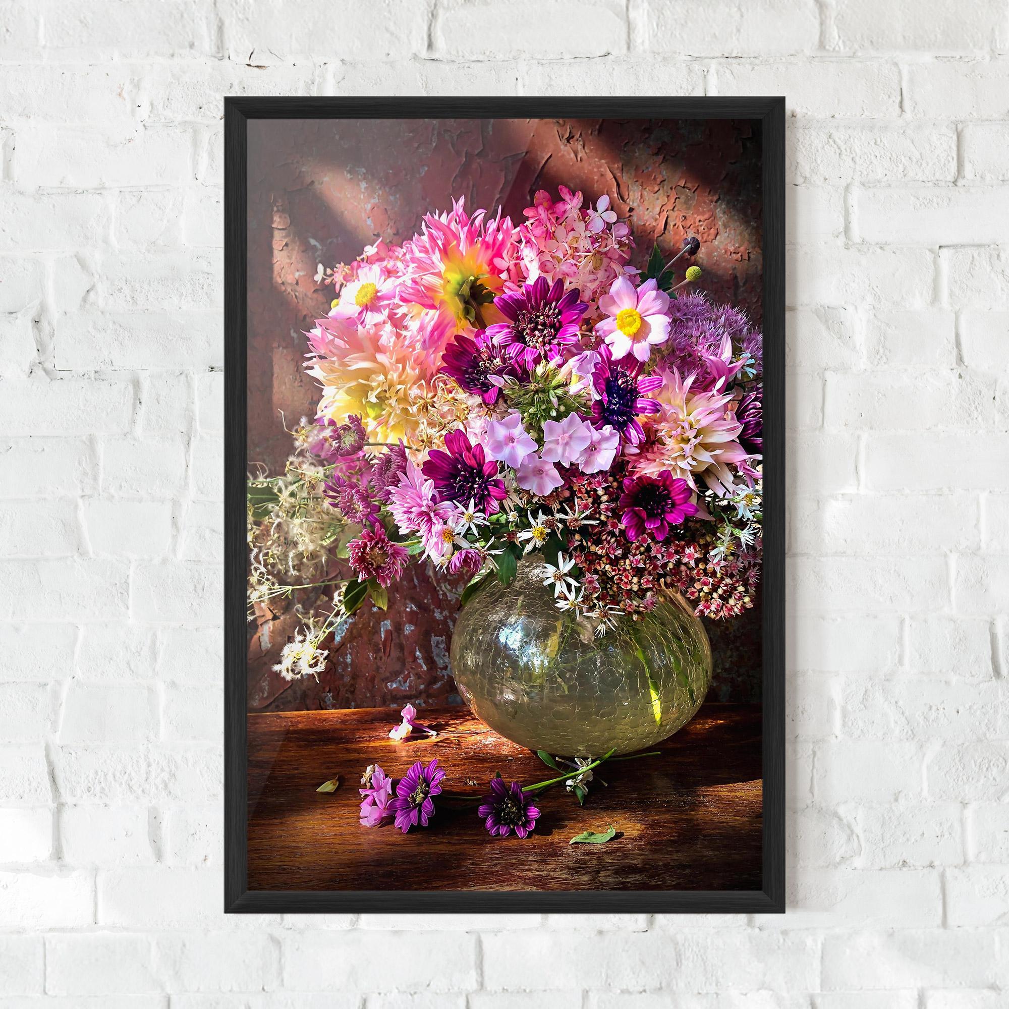 Gerahmte Poster Purple Flowers Vasw mockup 0