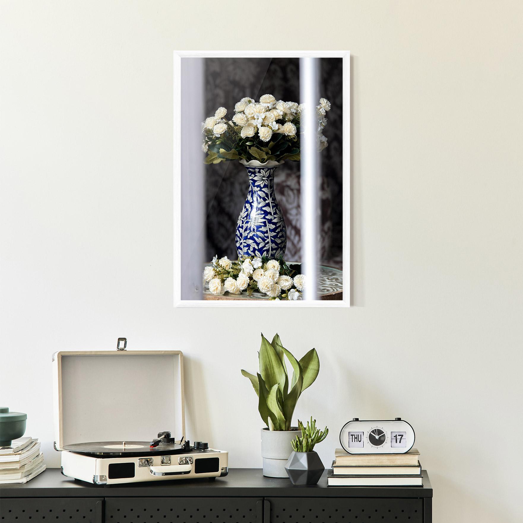 Gerahmte Poster Blue Patern Vase mockup 2