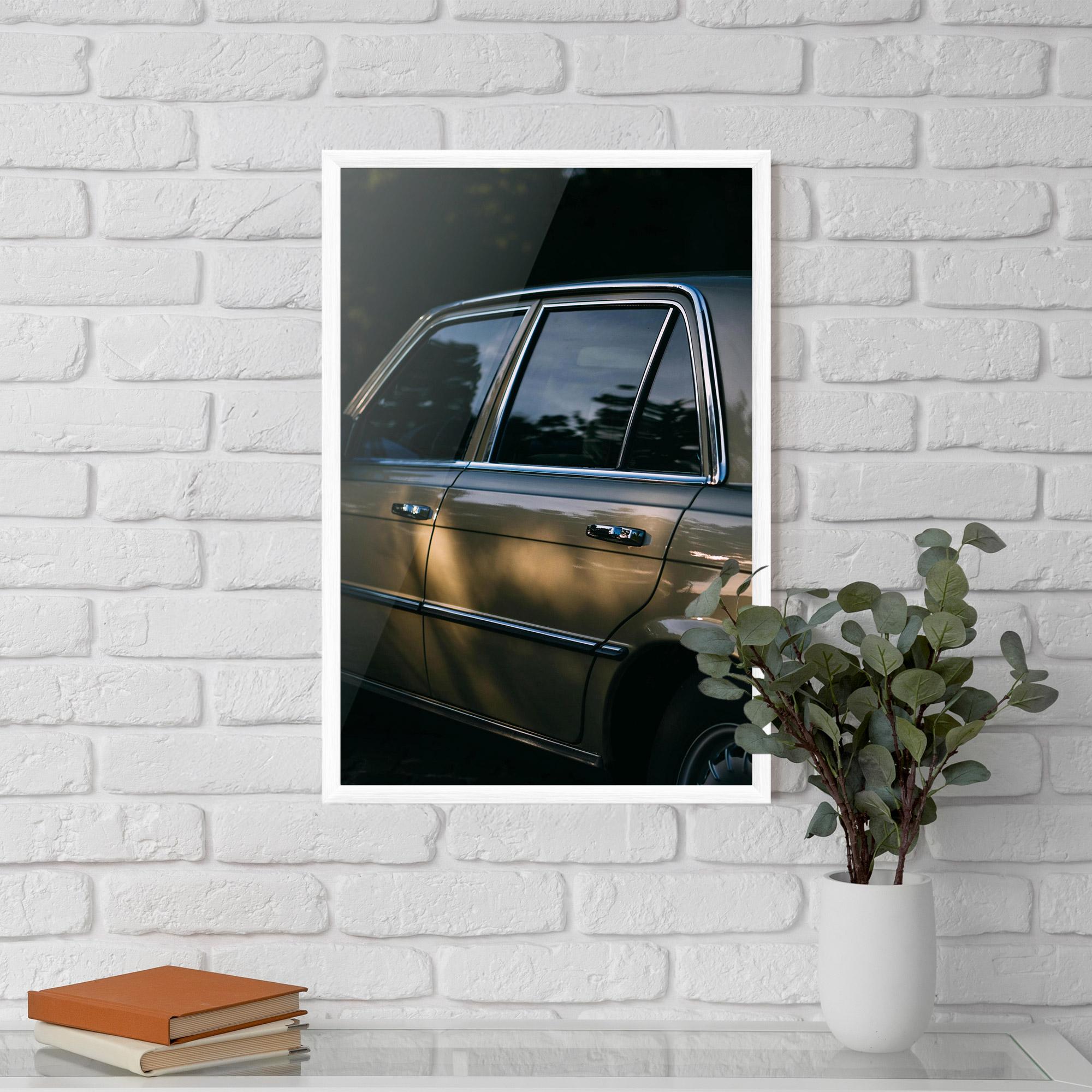 Gerahmte Poster Cream Old Car mockup 5