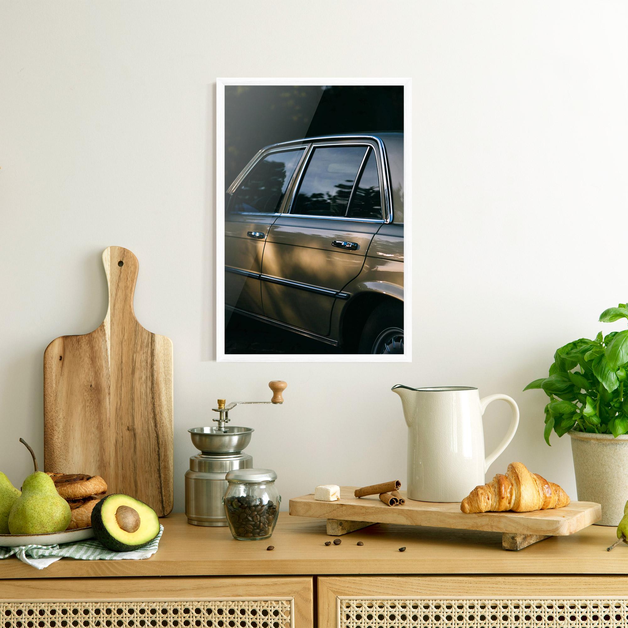 Gerahmte Poster Cream Old Car mockup 8