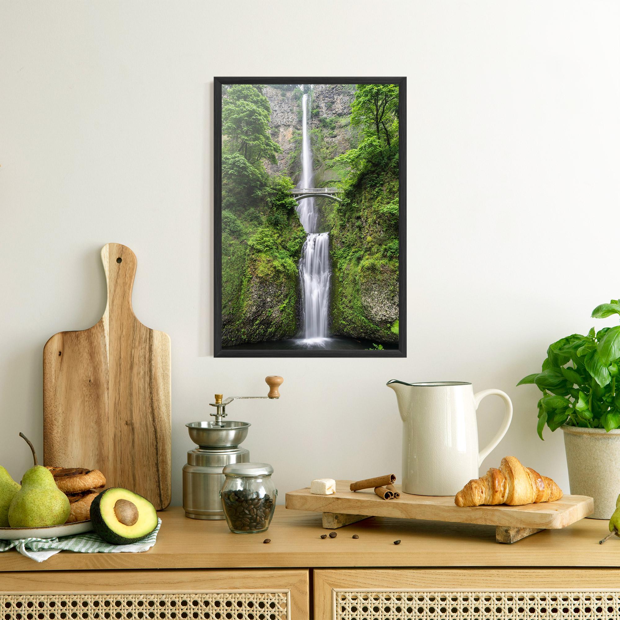 Gerahmte Poster Green Leaves Bridge View mockup 8