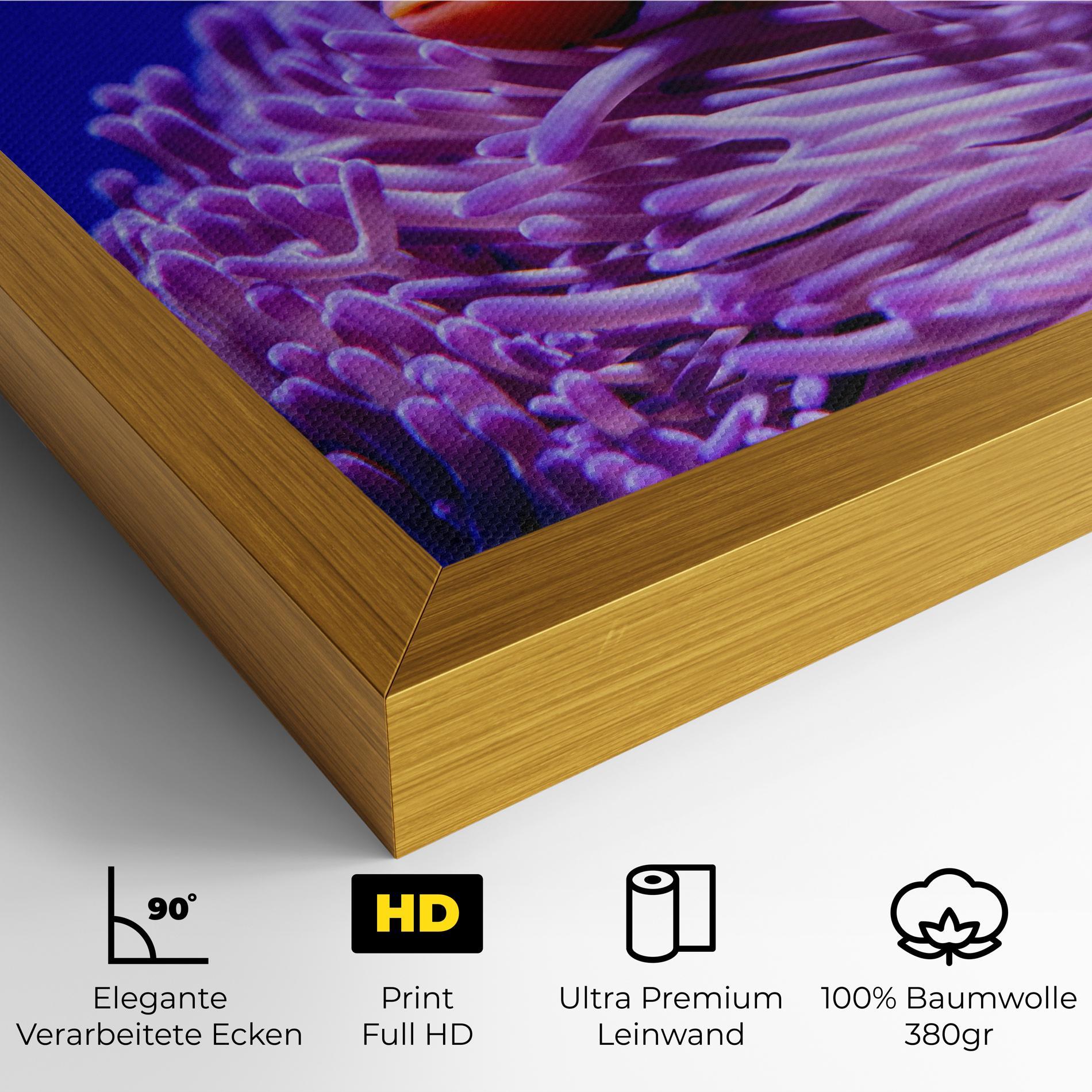 Leinwandbild Angry Nemo mockup 4