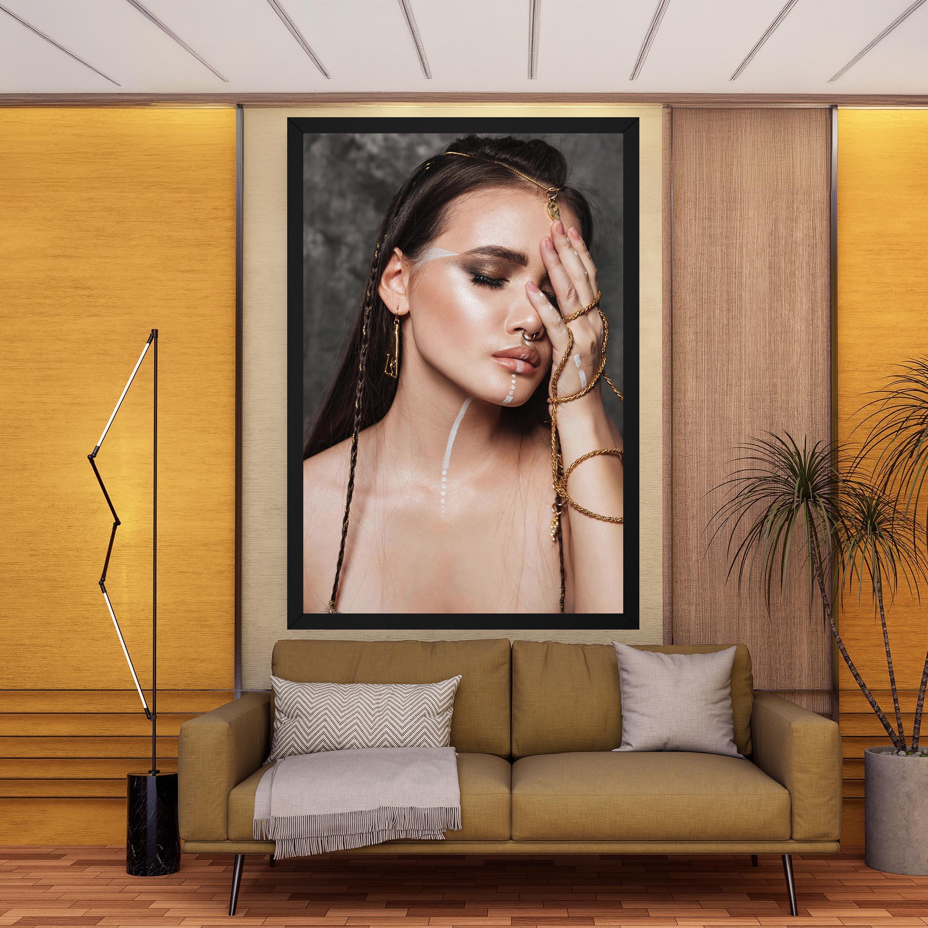 Leinwandbild Gold Hand Accessory mockup 9