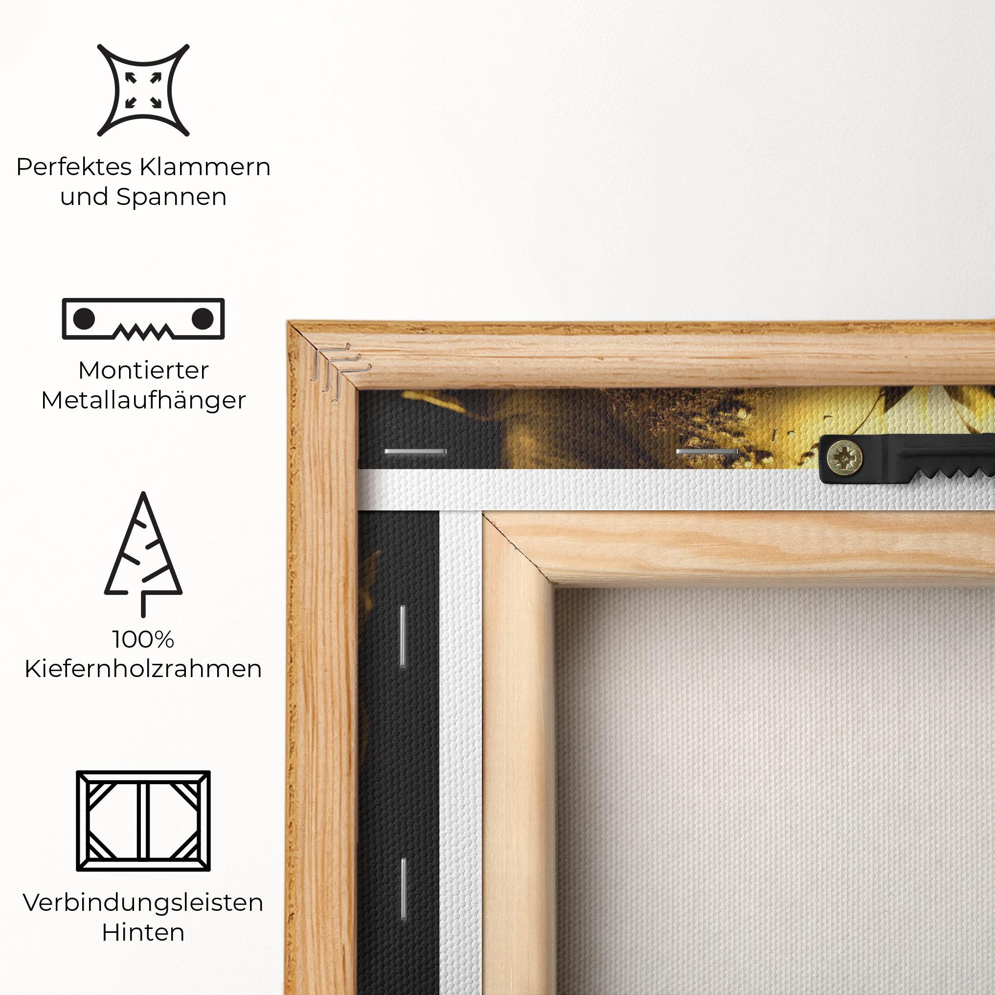 Leinwandbild Covered By Gold mockup 5