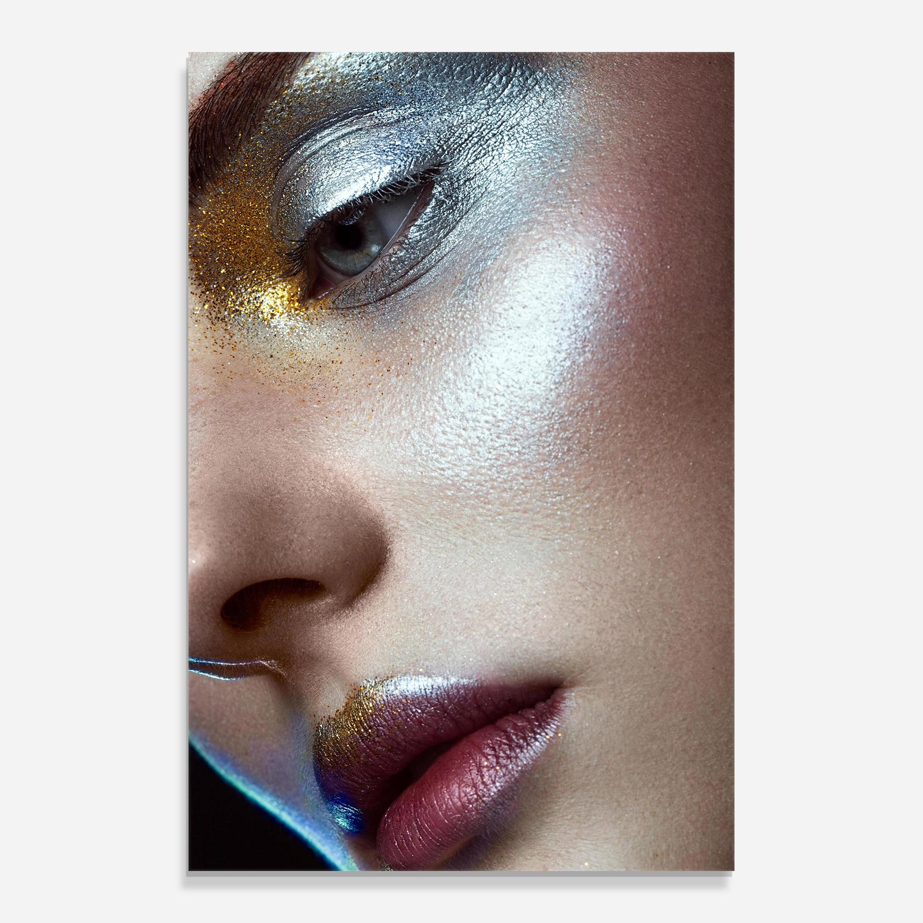 Glasbild Golden Silver Makeup mockup 0